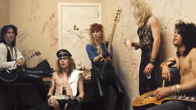 Guns N' Roses em 1986, cinco dias antes de assinarem contrato com a Geffen - Foto: Marc S Canter/Michael Ochs Archives/Getty Images