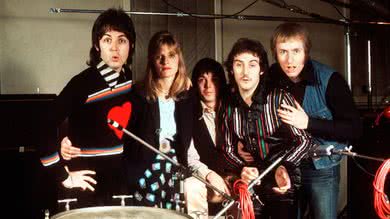 Paul McCartney, Linda McCartney, Jimmy McCulloch, Denny Laine e Geoff Britton do Wings - Michael Putland/Getty Images