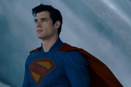 David Corenswet treina para viver o Superman em novas imagens de bastidores do longa da DC - Divulgação/Warner Bros. Pictures