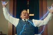 John C. Reilly em clipe de 'Archbishop Harold Holmes' - Reprodução Youtube